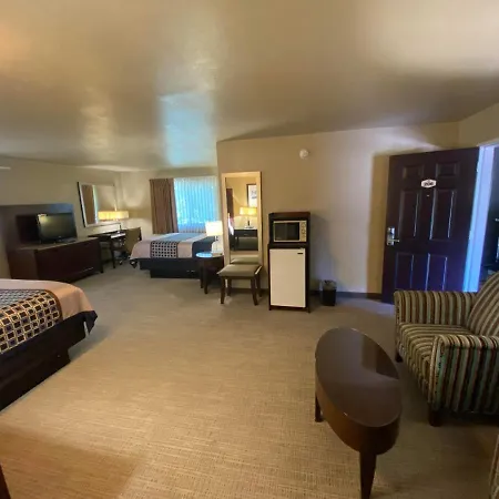 Vino Inn & Suites